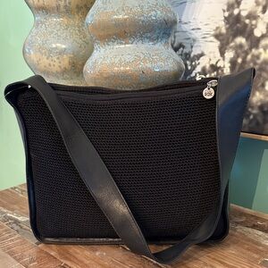 The Sak Black leather Textured Shoulder Bag great condition